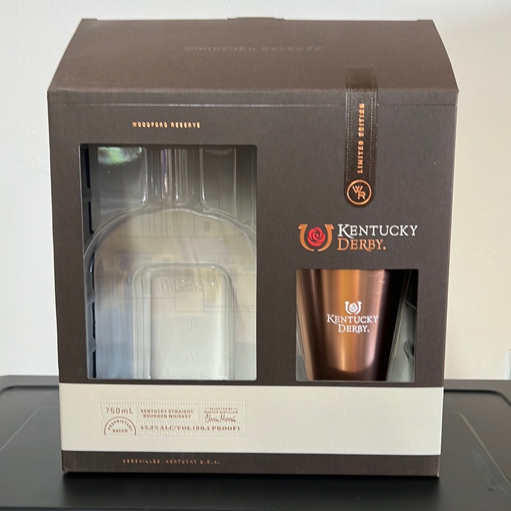 New WoodFord Gift Box